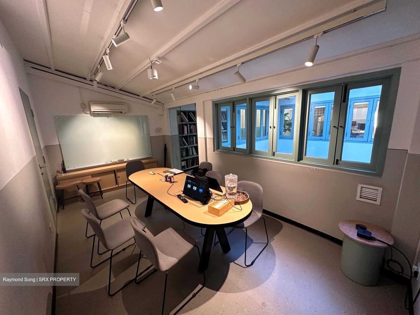 Beach Road (D7), Office #512010851